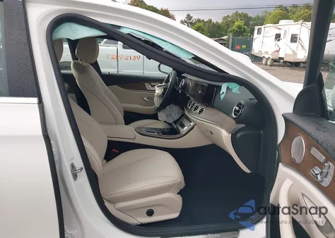 2022 Mercedes-Benz E 350 4Matic from USA, damaged, VIN W1KZF8EB3NB021182